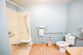 Best Western Plus Wasco Inn & Suites