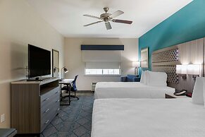 Best Western Plus Wasco Inn & Suites