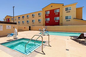 Best Western Plus Wasco Inn & Suites