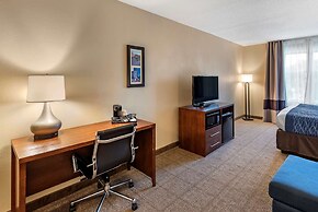 Comfort Inn & Suites Virginia Beach - Norfolk Airport