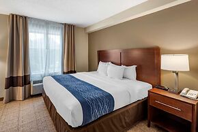 Comfort Inn & Suites Virginia Beach - Norfolk Airport
