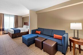 Comfort Inn & Suites Virginia Beach - Norfolk Airport