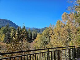 Best Western Plus Ponderay Mountain Lodge