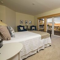 Seaside Vacation Homes