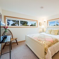 Seaside Vacation Homes