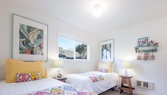 Seaside Vacation Homes