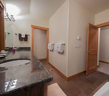 Seaside Vacation Homes