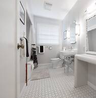 Seaside Vacation Homes