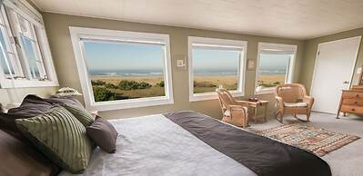 Seaside Vacation Homes