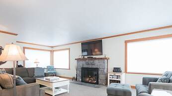 Seaside Vacation Homes