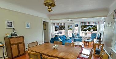 Seaside Vacation Homes