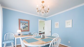 Seaside Vacation Homes