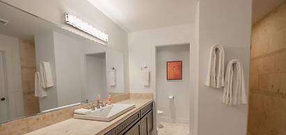 Seaside Vacation Homes