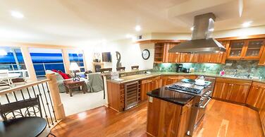 Seaside Vacation Homes