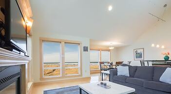 Seaside Vacation Homes