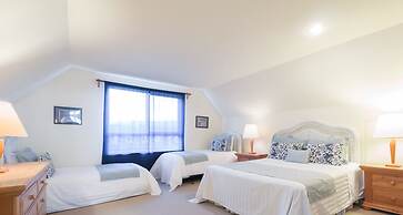 Seaside Vacation Homes