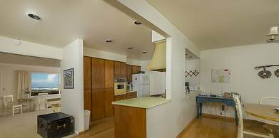 Seaside Vacation Homes