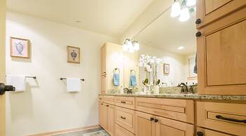 Seaside Vacation Homes