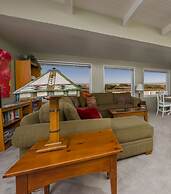 Seaside Vacation Homes