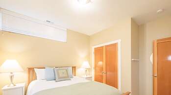 Seaside Vacation Homes