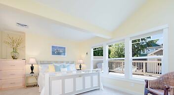 Seaside Vacation Homes