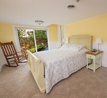 Seaside Vacation Homes