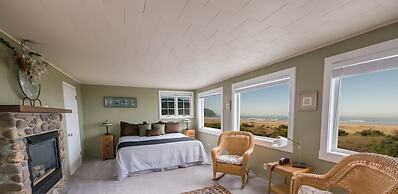 Seaside Vacation Homes