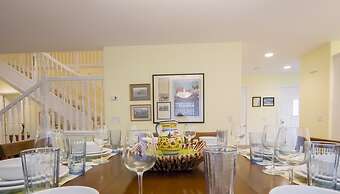 Seaside Vacation Homes