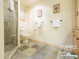 Seaside Vacation Homes