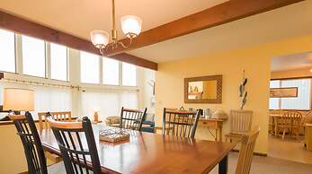 Seaside Vacation Homes