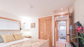 Seaside Vacation Homes