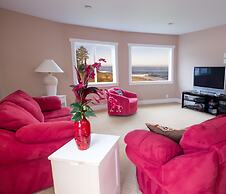 Seaside Vacation Homes