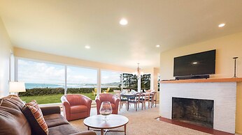 Seaside Vacation Homes