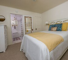 Seaside Vacation Homes