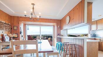 Seaside Vacation Homes