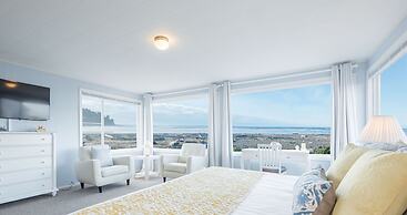 Seaside Vacation Homes