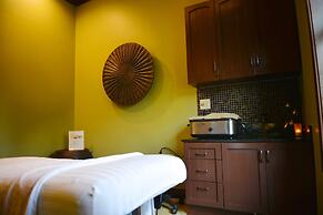 RiverStone Condo Resort & Spa