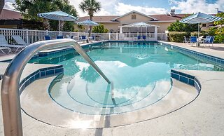 Island Sun Inn & Suites - Venice, Florida Historic Downtown & Beach Ge