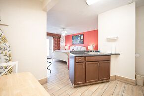 Island Sun Inn & Suites - Venice, Florida Historic Downtown & Beach Ge