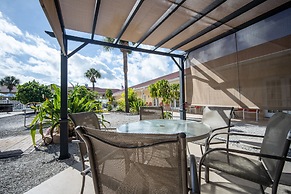 Island Sun Inn & Suites - Venice, Florida Historic Downtown & Beach Ge