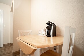 Island Sun Inn & Suites - Venice, Florida Historic Downtown & Beach Ge