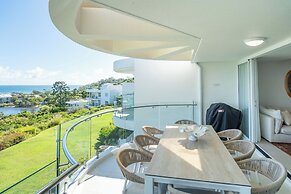 Noosa Crest