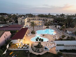 Delfino Beach Hotel