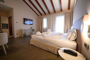 Villa Nicolli Romantic Resort - Adults Only