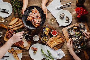 The Manna, Ascend Hotel Collection