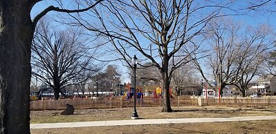 Waterfront Inn PHL Airport