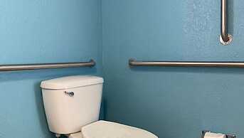 Waterfront Inn PHL Airport