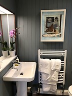 Sheridan Guest House