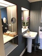 Sheridan Guest House