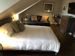 Sheridan Guest House